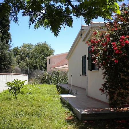 Villette Profumo D'agrumi San Teodoro (Sardinia)