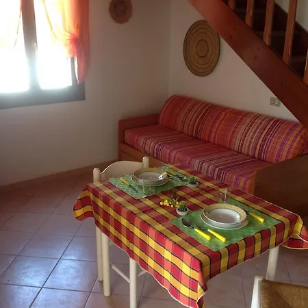 Villette Profumo D'agrumi San Teodoro (Sardinia)